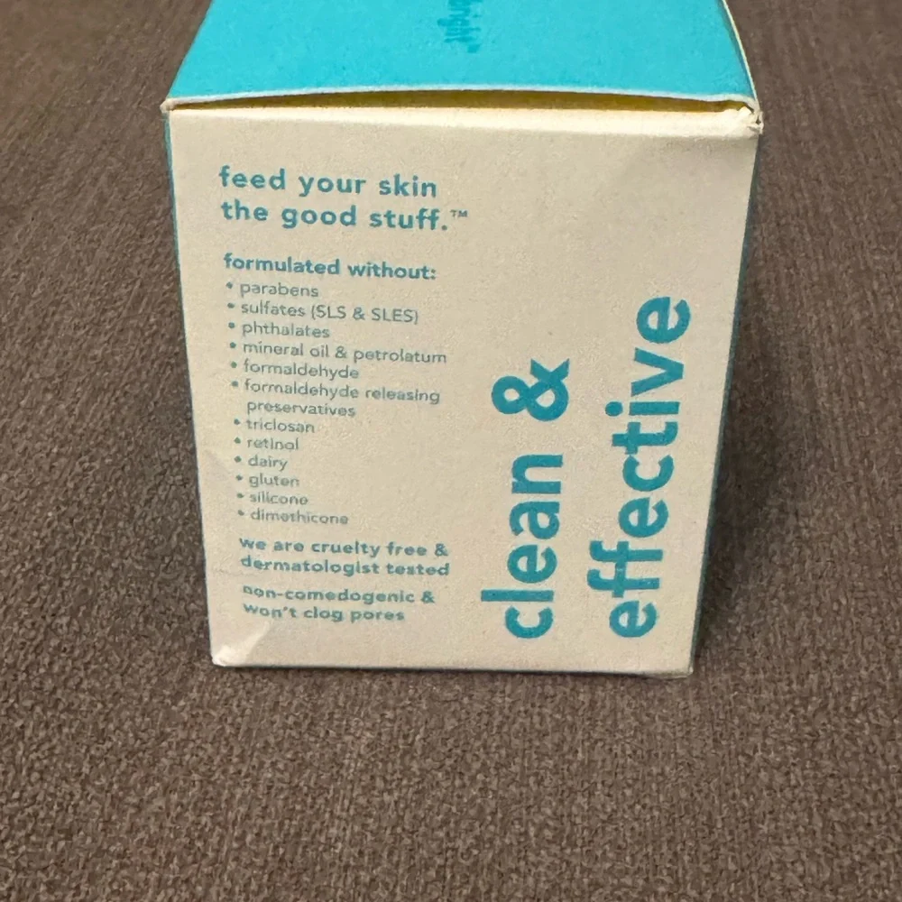 Tula Blue Moisturizer Skincare Essential‎